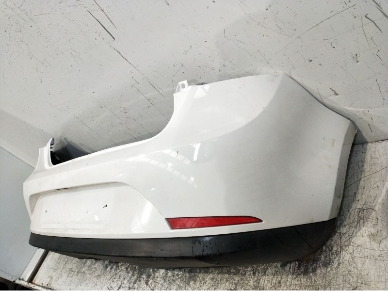 Recambio de paragolpes trasero para seat ibiza (6j5) 1.2 tdi referencia OEM IAM  VER FOTOS 