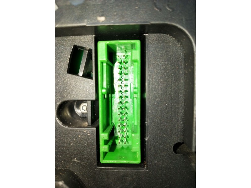 Recambio de cuadro instrumentos para audi a4 b5 avant (8d5) s4 quattro referencia OEM IAM 8D0920933A  110008943015