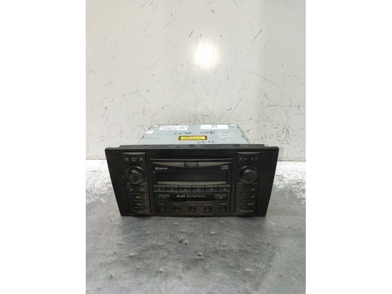 Recambio de sistema audio / radio cd para audi a4 b5 avant (8d5) s4 quattro referencia OEM IAM 8D0035195  