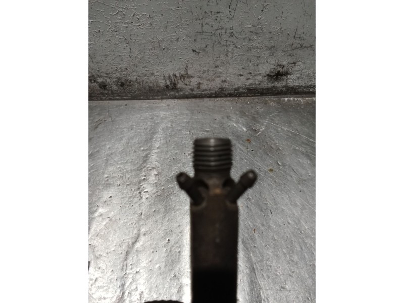 Recambio de inyector para seat leon (1m1) signo referencia OEM IAM 0432193696 028130202P BOSCH