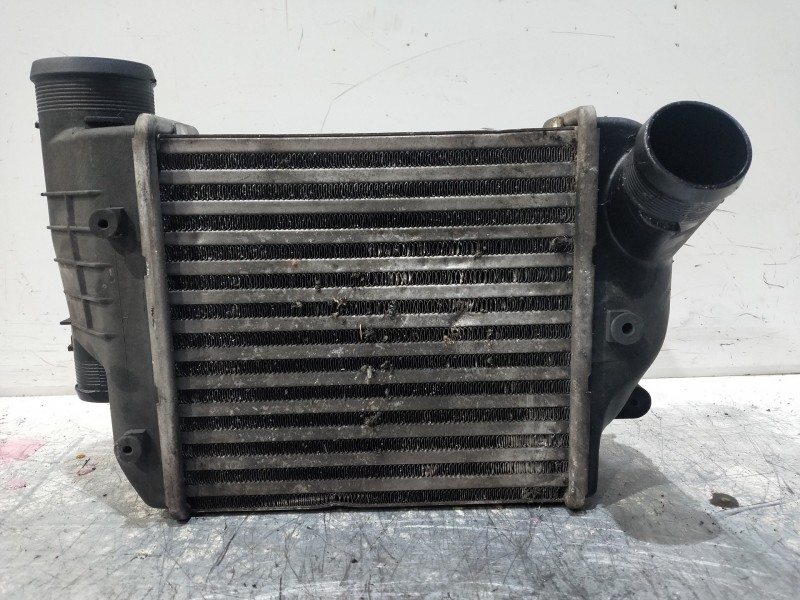 Recambio de intercooler para audi a6 avant (4f5) 3.0 tdi quattro (171kw) referencia OEM IAM   