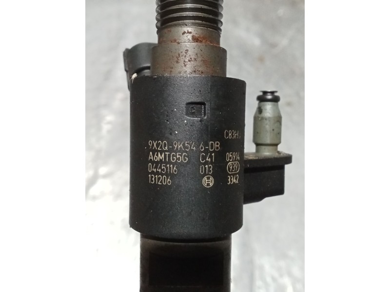 Recambio de inyector para jaguar xf 3.0 v6 diesel luxury referencia OEM IAM 0445116013 9X2Q9K546DB BOSCH