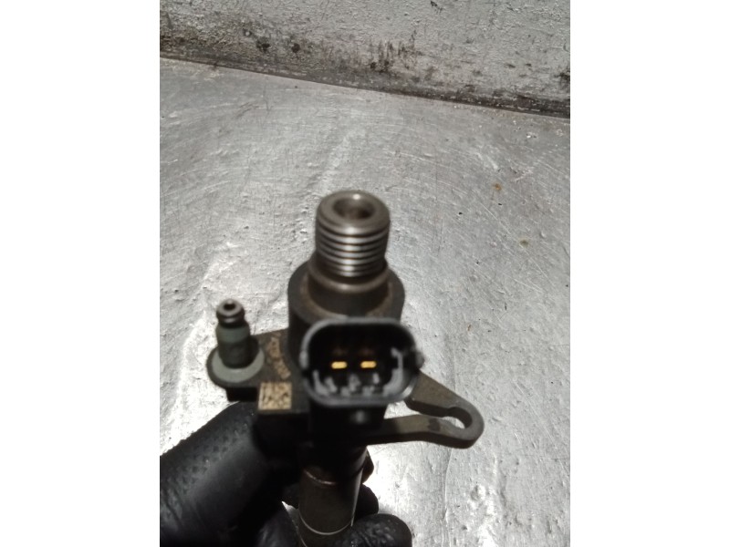 Recambio de inyector para jaguar xf 3.0 v6 diesel luxury referencia OEM IAM 0445116013 9X2Q9K546DB BOSCH