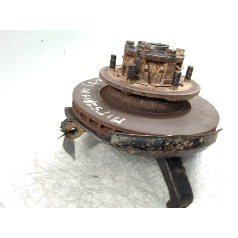 Recambio de mangueta delantera derecha para mitsubishi l 200 (k6/7) 2500 td glx (4-ptas.) referencia OEM IAM   