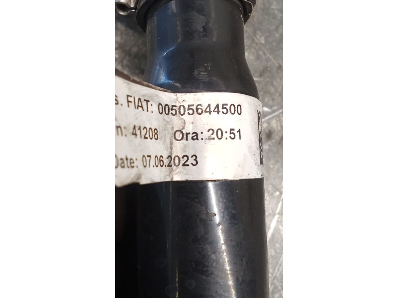 Recambio de transmision delantera izquierda para alfa romeo giulia (952_) 2.2 d q4 (952aha45, 952ama4) referencia OEM IAM 005056