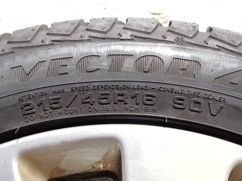 Recambio de juego llantas para seat toledo iv (kg3) 1.6 tdi referencia OEM IAM 215/45 R16 90V  