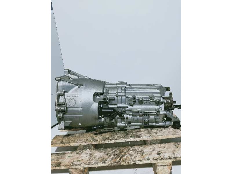 Recambio de caja cambios para bmw serie 3 berlina (e90) 318d referencia OEM IAM BEY 0281155 