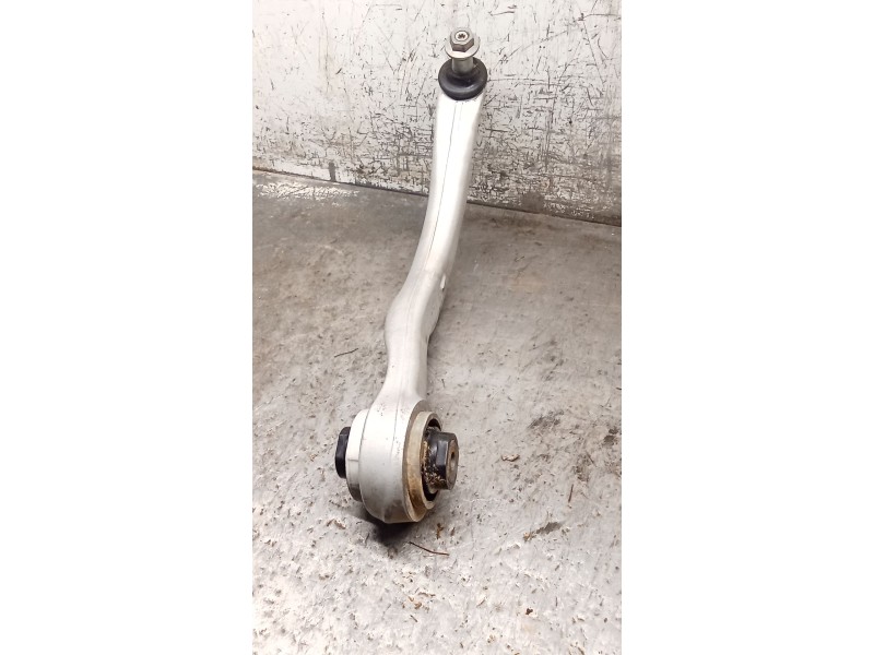 Recambio de brazo suspension inferior delantero derecho para alfa romeo giulia (952_) 2.2 d q4 (952aha45, 952ama4) referencia OE