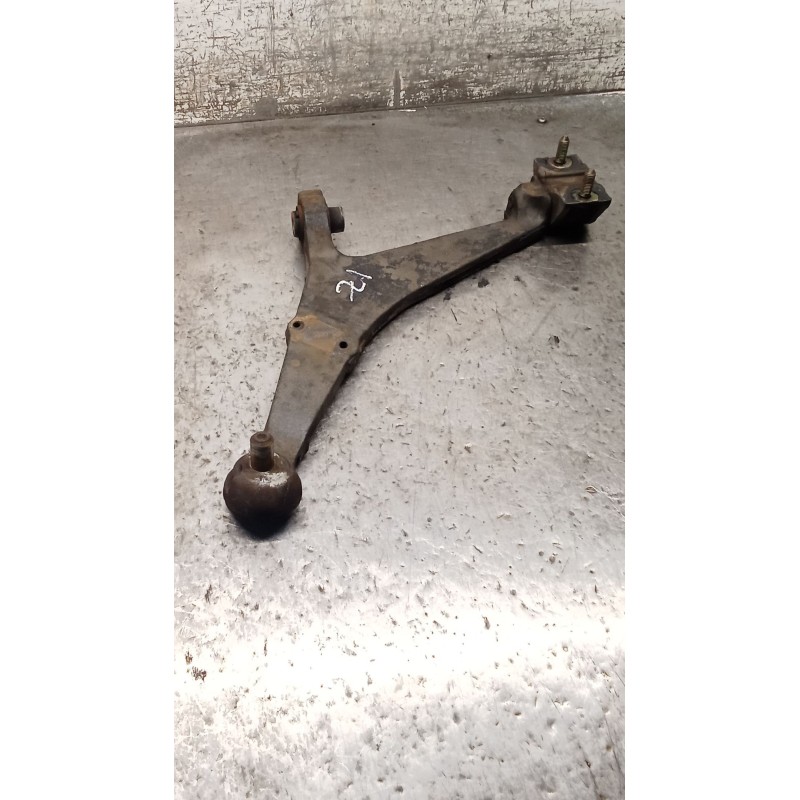 Recambio de brazo suspension inferior delantero izquierdo para citroën saxo (s0, s1) 1.5 d referencia OEM IAM   
