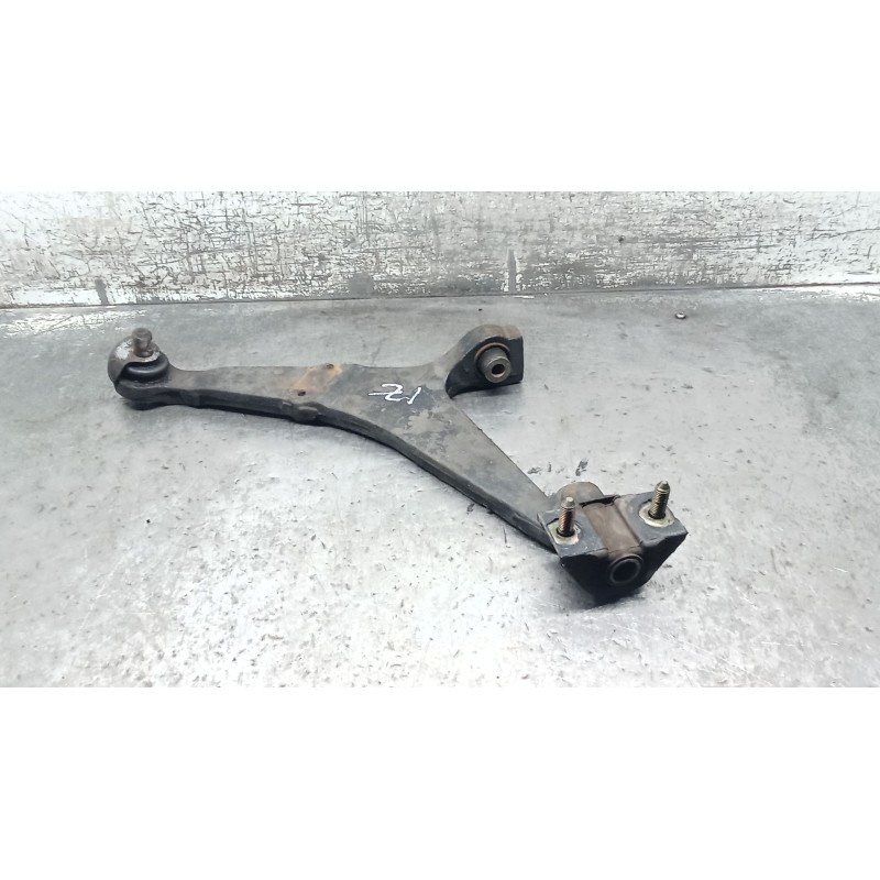 Recambio de brazo suspension inferior delantero izquierdo para citroën saxo (s0, s1) 1.5 d referencia OEM IAM   