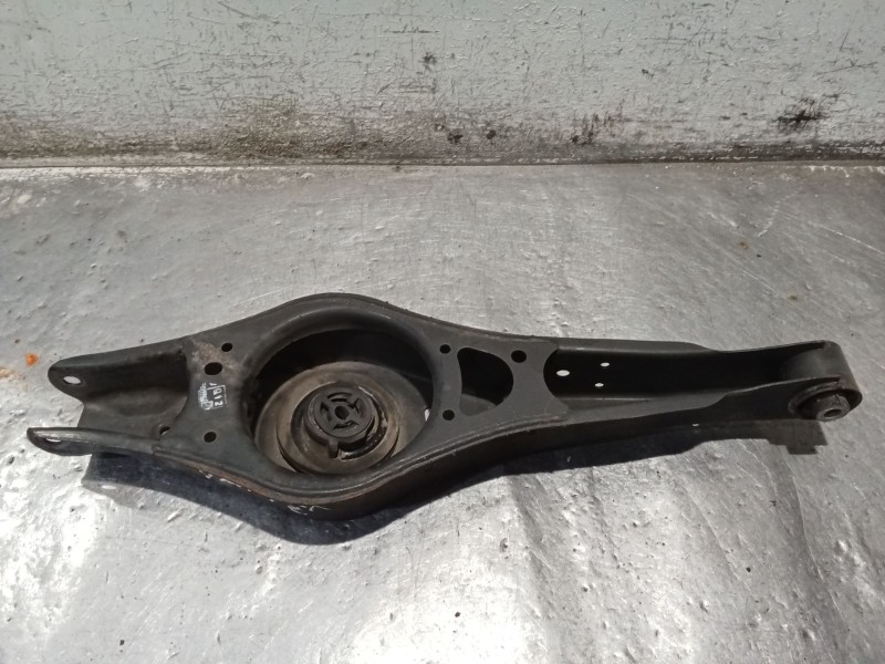 Recambio de brazo suspension inferior trasero izquierdo para seat leon (1p1) style copa referencia OEM IAM   POSTERIOR