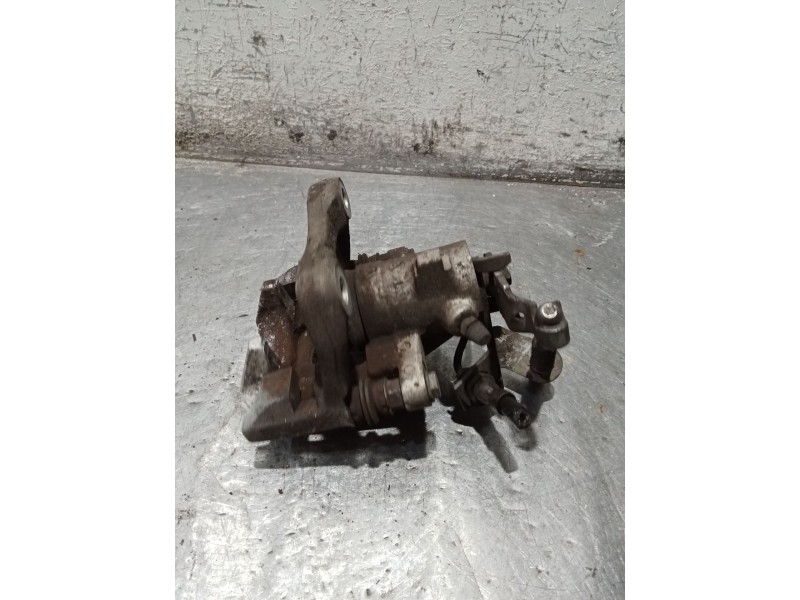 Recambio de pinza freno trasera derecha para seat leon (1p1) style copa referencia OEM IAM   