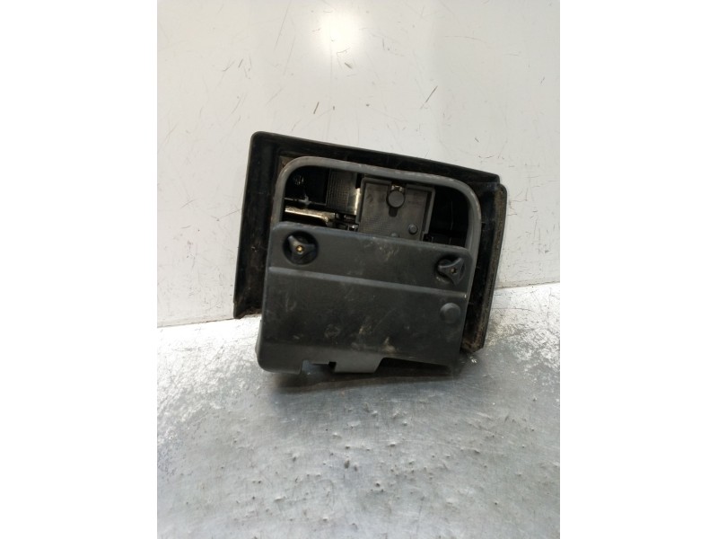 Recambio de piloto trasero izquierdo para renault 19 ii (b/c53_) 1.4 referencia OEM IAM   