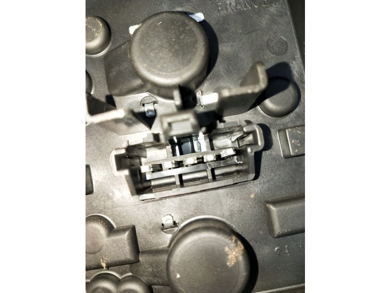 Recambio de piloto trasero izquierdo para renault 19 ii (b/c53_) 1.4 referencia OEM IAM   