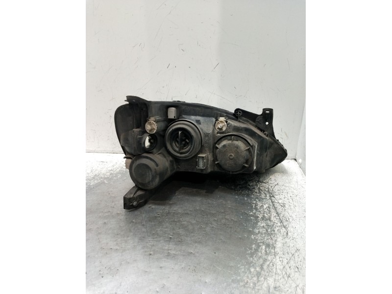 Recambio de faro izquierdo para opel corsa c (x01) 1.0 (f08, f68) referencia OEM IAM   