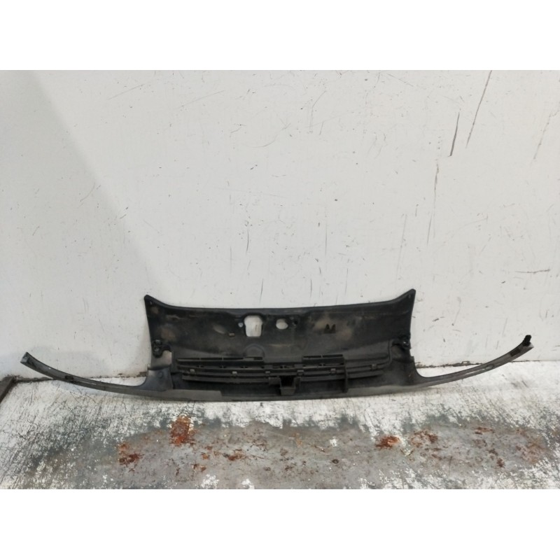 Recambio de rejilla delantera para renault clio ii (bb_, cb_) 1.9 d (b/cb0e, bb0j) referencia OEM IAM   