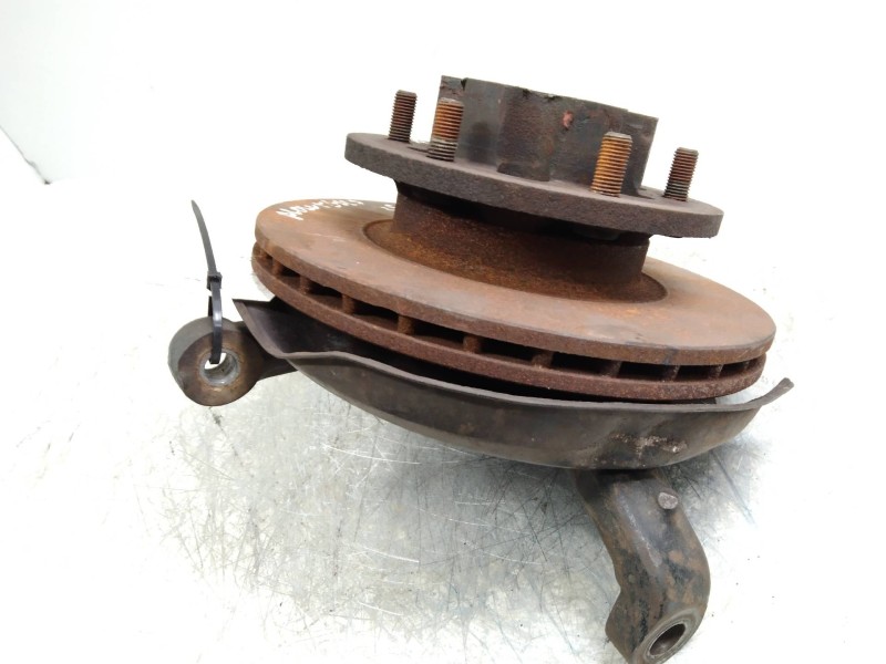 Recambio de mangueta delantera derecha para mitsubishi montero (l040) referencia OEM IAM    Recambio de mangueta delantera derecha para mitsubishi montero (l040) referencia OEM IAM