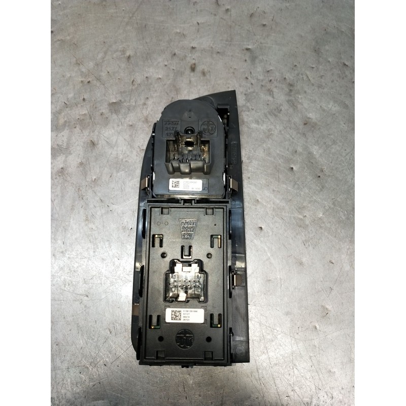 Recambio de mando elevalunas delantero izquierdo para alfa romeo giulia (952_) 2.2 d q4 (952aha45, 952ama4) referencia OEM IAM 0