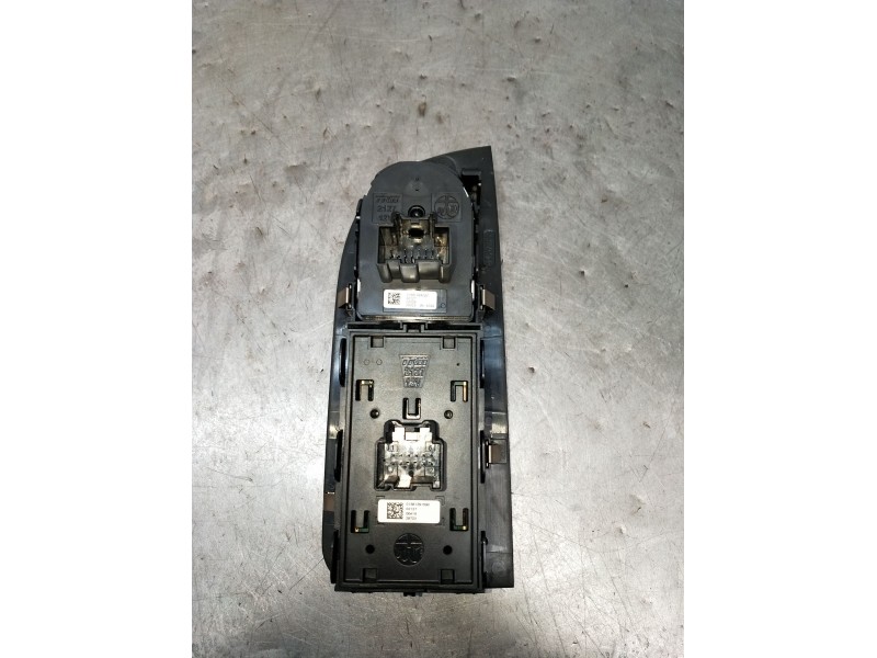 Recambio de mando elevalunas delantero izquierdo para alfa romeo giulia (952_) 2.2 d q4 (952aha45, 952ama4) referencia OEM IAM 0