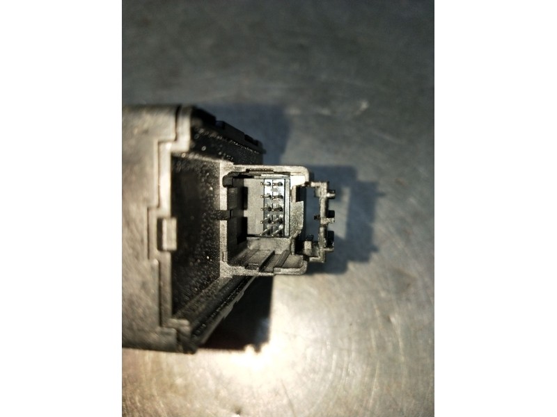 Recambio de mando multifuncion para alfa romeo giulia (952_) 2.2 d q4 (952aha45, 952ama4) referencia OEM IAM 01561506080 02127 F