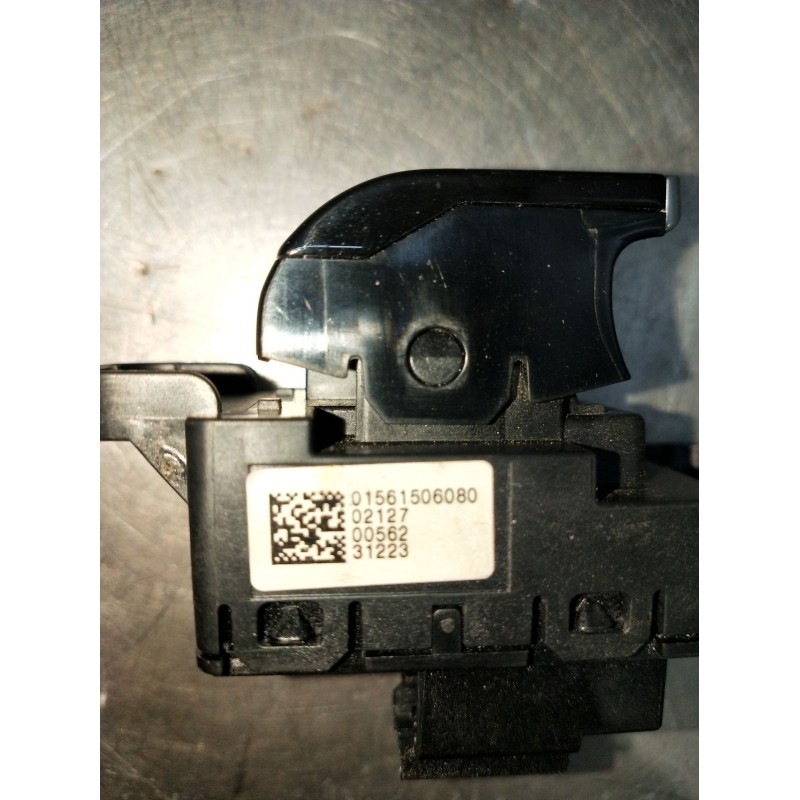 Recambio de mando multifuncion para alfa romeo giulia (952_) 2.2 d q4 (952aha45, 952ama4) referencia OEM IAM 01561506080 02127 F