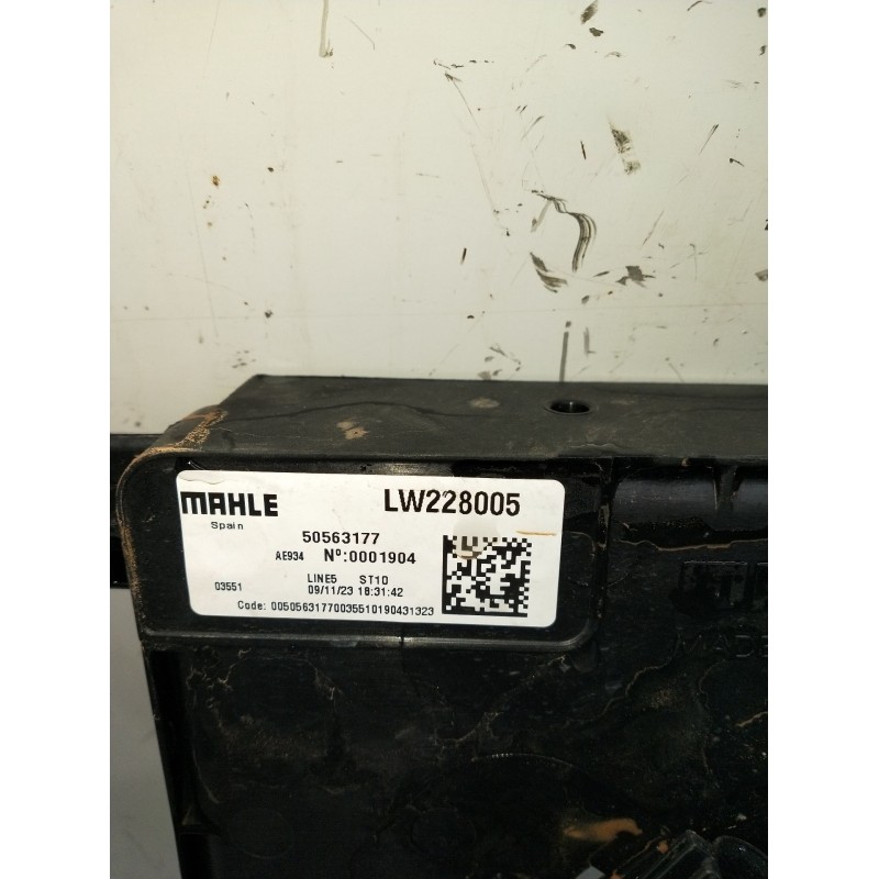 Recambio de electroventilador para alfa romeo giulia (952_) 2.2 d q4 (952aha45, 952ama4) referencia OEM IAM LW228005 50563177 00