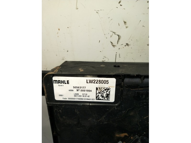 Recambio de electroventilador para alfa romeo giulia (952_) 2.2 d q4 (952aha45, 952ama4) referencia OEM IAM LW228005 50563177 00