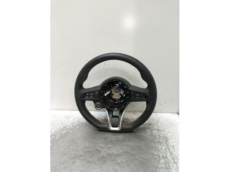 Recambio de volante para alfa romeo giulia (952_) 2.2 d q4 (952aha45, 952ama4) referencia OEM IAM 313874399D94AD 01561789310 