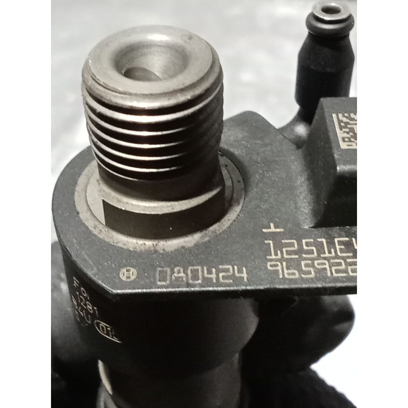 Recambio de inyector para citroën c-crosser 2.2 hdi fap cat referencia OEM IAM 9659228880 1232038030 