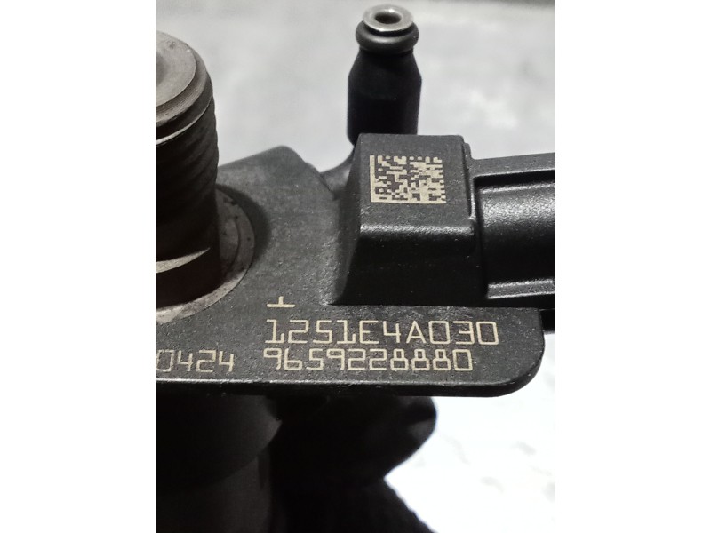 Recambio de inyector para citroën c-crosser 2.2 hdi fap cat referencia OEM IAM 9659228880 1232038030 