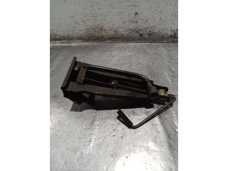 Recambio de gato para peugeot 205 ii (20a/c) 1.7 diesel referencia OEM IAM   
