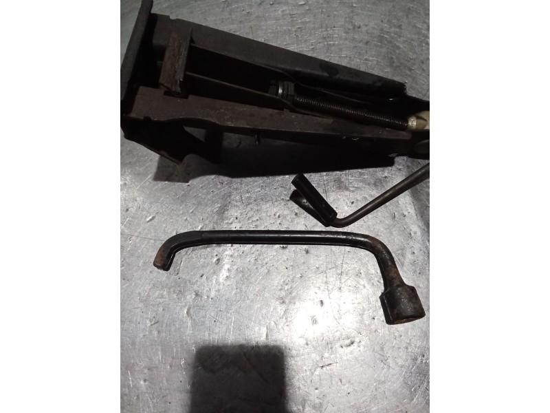 Recambio de gato para peugeot 205 ii (20a/c) 1.7 diesel referencia OEM IAM   