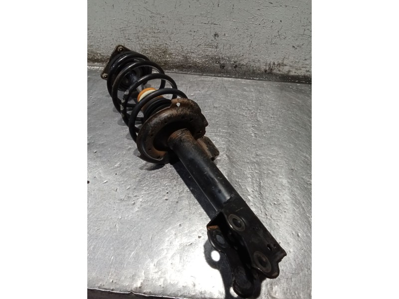 Recambio de amortiguador delantero izquierdo para mercedes-benz clase a (w169) a 180 cdi (169.007, 169.307) referencia OEM IAM  