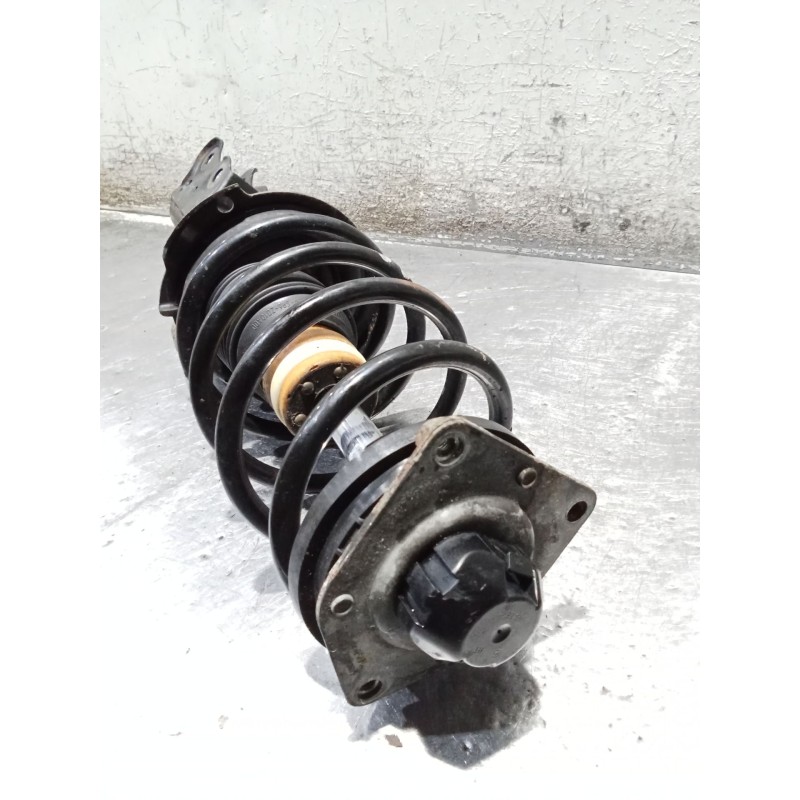 Recambio de amortiguador delantero izquierdo para mercedes-benz clase a (w169) a 180 cdi (169.007, 169.307) referencia OEM IAM  