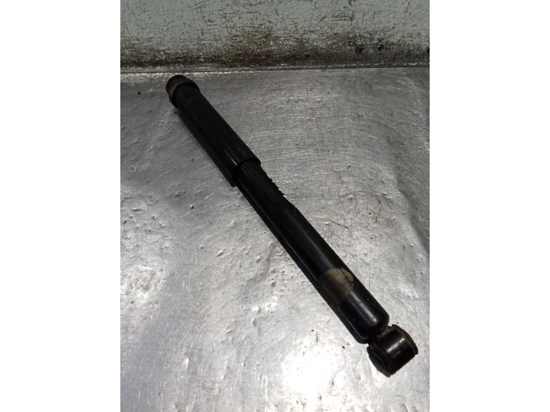 Recambio de amortiguador trasero izquierdo para mercedes-benz clase a (w169) a 180 cdi (169.007, 169.307) referencia OEM IAM   