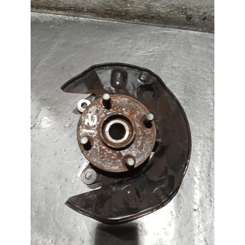 Recambio de mangueta delantera izquierda para toyota corolla (_e12_) 1.4 d (nde120_) referencia OEM IAM   