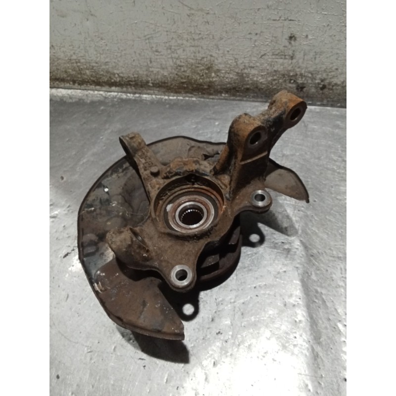 Recambio de mangueta delantera izquierda para toyota corolla (_e12_) 1.4 d (nde120_) referencia OEM IAM   