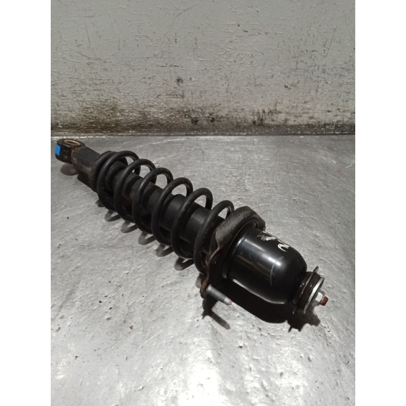 Recambio de amortiguador trasero izquierdo para toyota corolla (_e12_) 1.4 d (nde120_) referencia OEM IAM   
