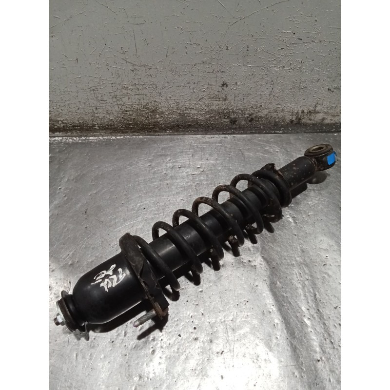 Recambio de amortiguador trasero derecho para toyota corolla (_e12_) 1.4 d (nde120_) referencia OEM IAM   