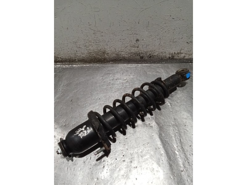 Recambio de amortiguador trasero derecho para toyota corolla (_e12_) 1.4 d (nde120_) referencia OEM IAM   