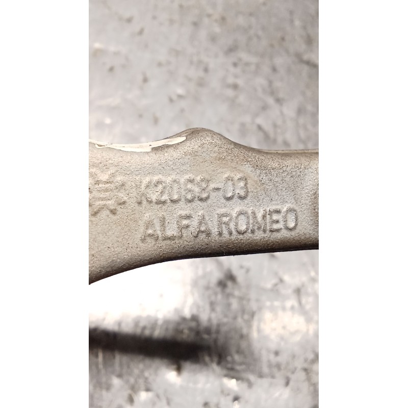 Recambio de brazo suspension inferior trasero izquierdo para alfa romeo giulia (952_) 2.2 d q4 (952aha45, 952ama4) referencia OE