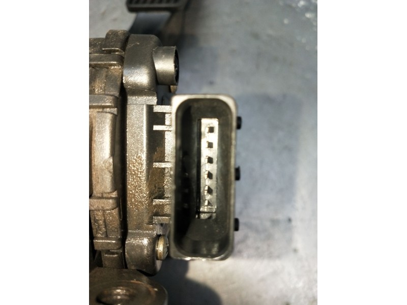Recambio de potenciometro pedal para opel astra h caravan 1.7 16v cdti referencia OEM IAM 6PV00811200 9157998 