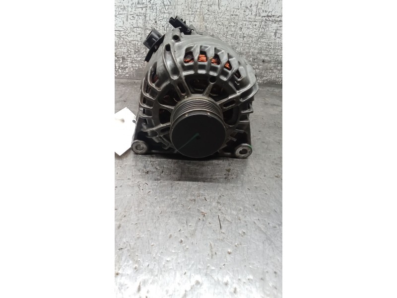 Recambio de alternador para peugeot 208 (p2) referencia OEM IAM 9835689480  