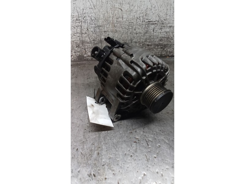 Recambio de alternador para peugeot 208 (p2) referencia OEM IAM 9835689480  