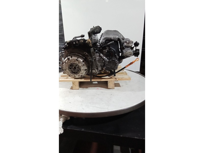 Recambio de motor completo para volkswagen transporter t5 furgoneta (7ha, 7hh, 7ea, 7eh) 2.5 tdi referencia OEM IAM AXD  023832