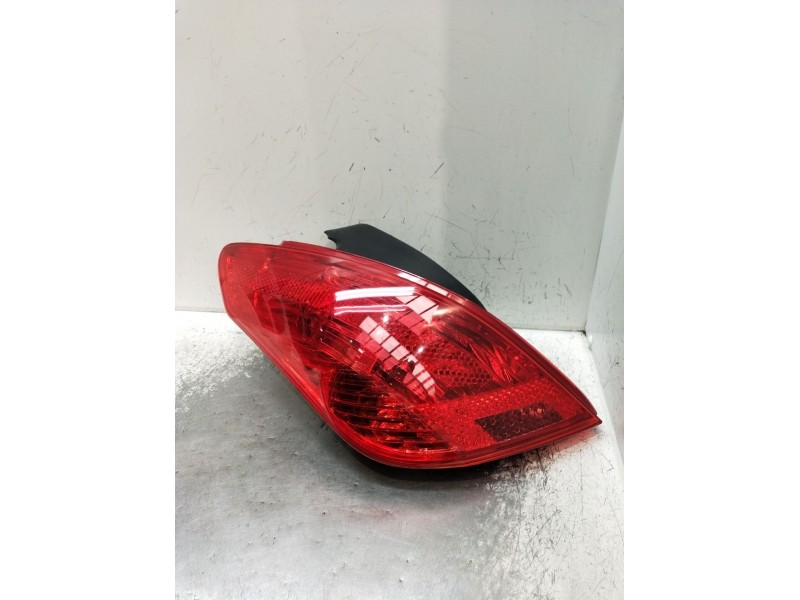 Recambio de piloto trasero izquierdo para peugeot 308 access referencia OEM IAM   