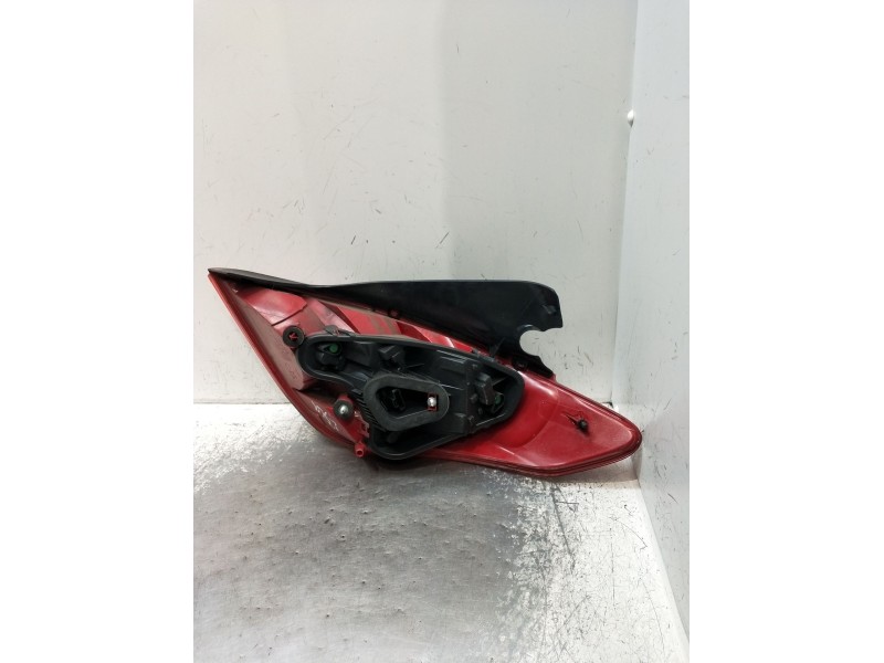 Recambio de piloto trasero izquierdo para peugeot 308 access referencia OEM IAM   