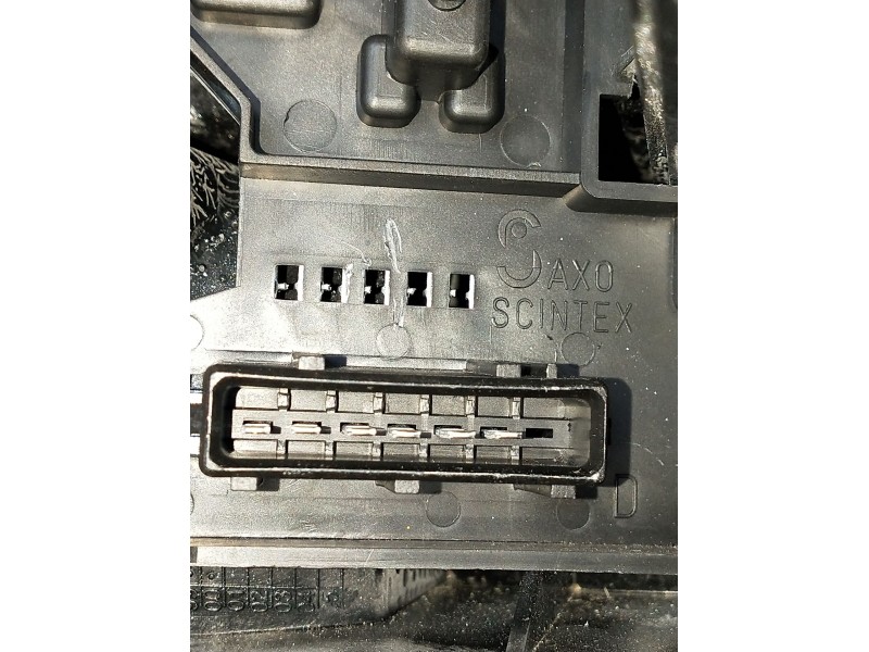 Recambio de piloto trasero derecho para citroën saxo (s0, s1) 1.5 d referencia OEM IAM   