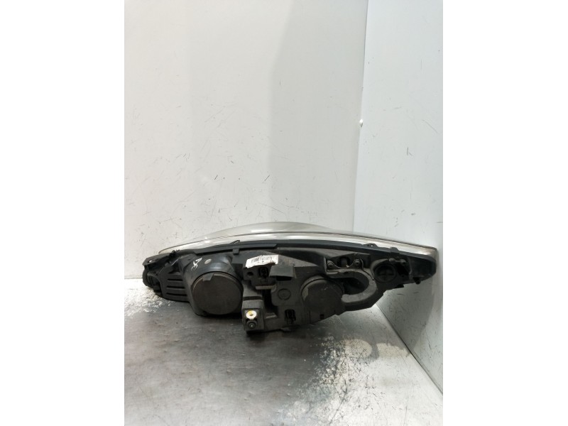 Recambio de faro derecho para peugeot 308 access referencia OEM IAM 9674039780  
