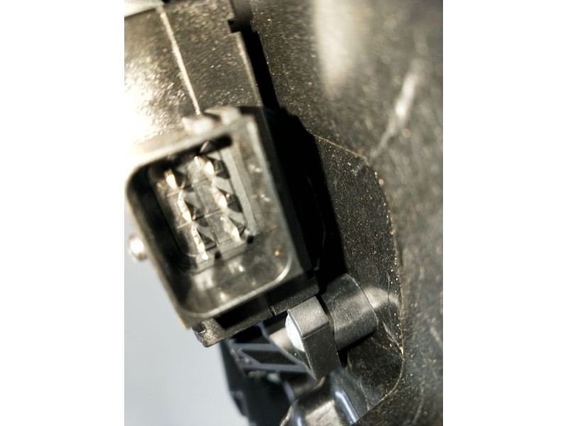 Recambio de elevalunas trasero derecho para alfa romeo giulia (952_) 2.2 d q4 (952aha45, 952ama4) referencia OEM IAM C7820104 00